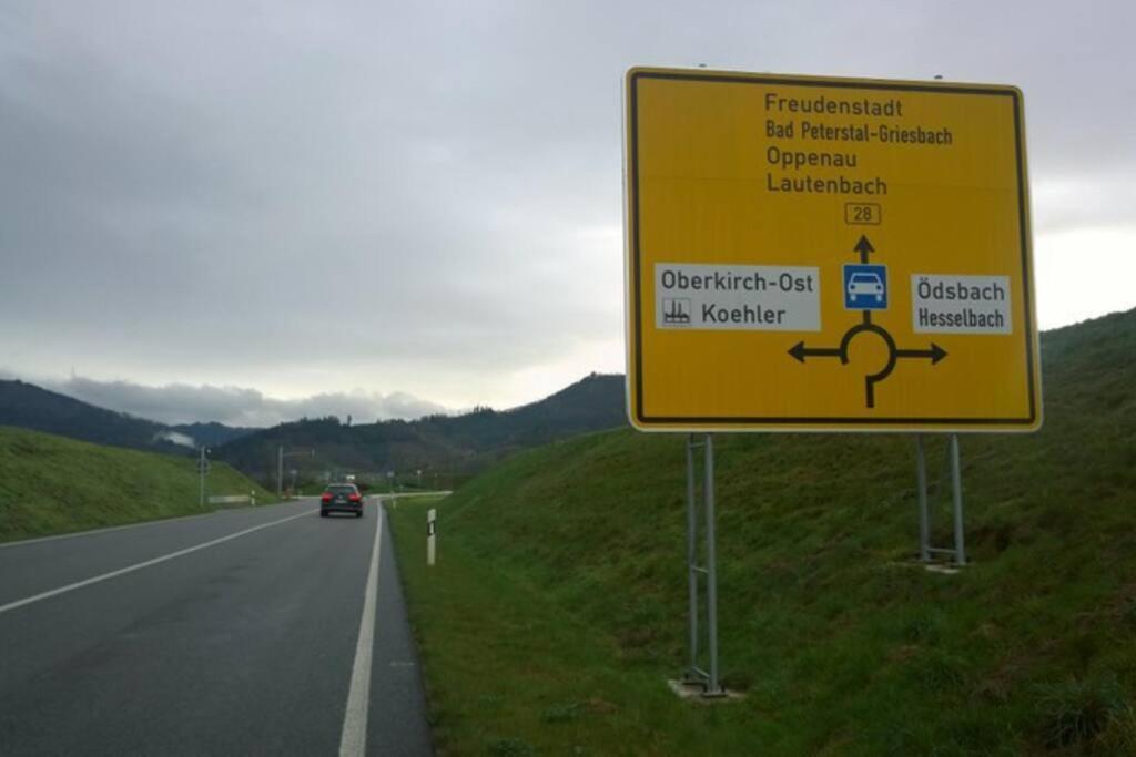 Wohnung Am Fusse Des Schwarzwalds Oberkirch  Eksteriør billede